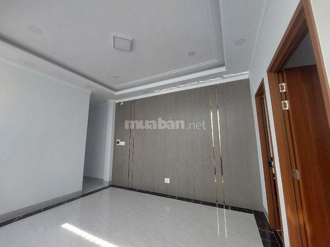 Bán nhà 1 lầu đường Lê Thị Bay, xã Tân Thạnh Đông, CC, SHR, 2,55 tỷ.