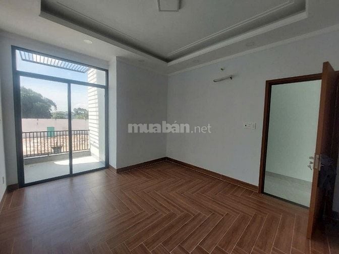 Bán nhà 1 lầu đường Lê Thị Bay, xã Tân Thạnh Đông, CC, SHR, 2,55 tỷ.