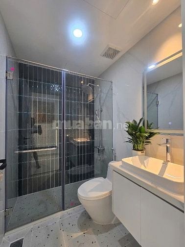 Chính chủ bán gấp căn hộ 𝐒𝐤𝐲 𝐆𝐚𝐫𝐝𝐞𝐧 𝟑  