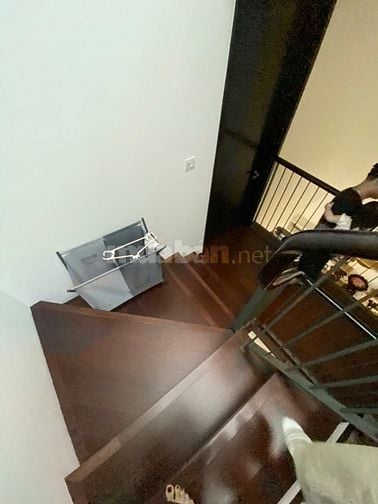 BÁN BIỆT THỰ PARK CITY HÀ ĐÔNG 3 TẦNG 1 TUM DIỆN TÍCH 120m2/sàn 