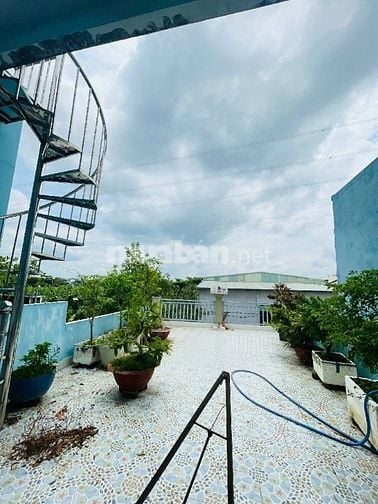 VIP-BÁN NHÀ 2 TẦNG ĐƯỜNG 16M-5TY3-5x20- 4 PHÒNG NGỦ 