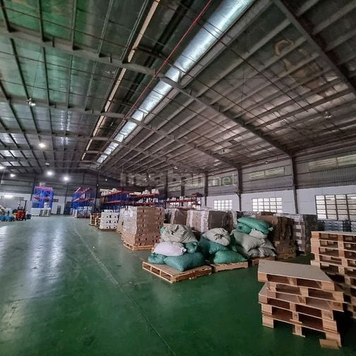 Cho thuê kho 850m2, khuôn viên : 5.000m2 , Quốc Lộ 1A , quận Bình tân