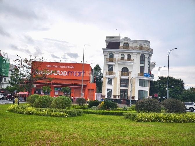 Bán Đất 2MT Tạ Hiện, P. Thạnh Mỹ Lợi, Quận 2 (Huy Hoàng) 