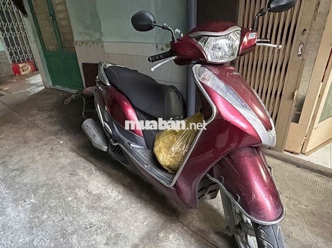 Mình cần bán xe Lead 2015