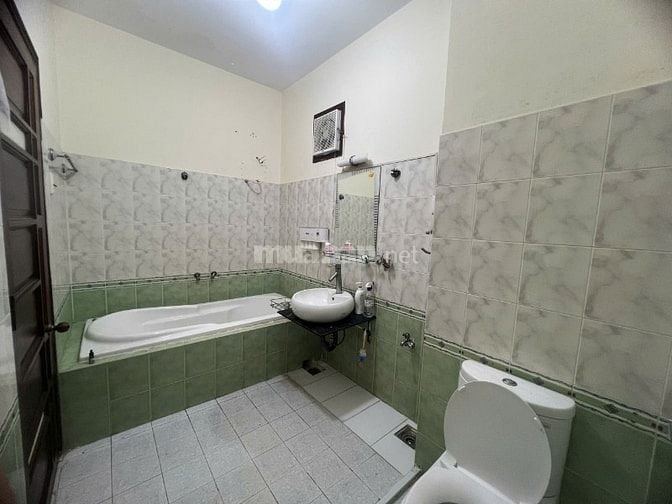 Biệt Thự khu dân cư cao cấp Nam Long, Phường Thạnh Lộc, Quận 12, HCM.