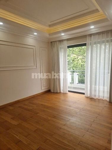 Bán biệt thự Thảo Nguyên góc 2 mặt tiền đường giá 28 tỷ 500