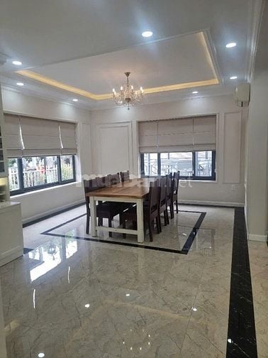 Bán biệt thự Thảo Nguyên góc 2 mặt tiền đường giá 28 tỷ 500