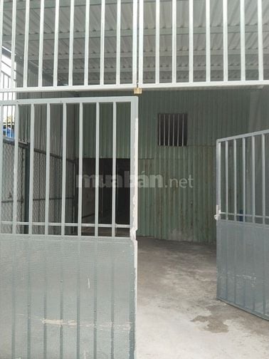 Cho thuê nhà nguyên căn diện tích 5x18, có gác lửng, toilet, sân để hơ