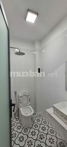 Nhà mới, C17 Mễ Cốc P15, Q8, 1 trệt, 2 lầu BTCT,  N3,5m/NH3,6m x D13m