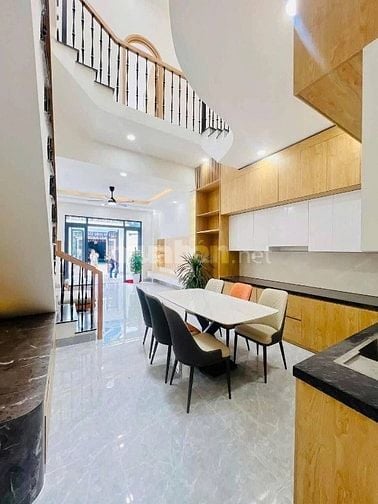 Cần Ra Gấp Nhà 1 Trệt Lầu Gần Chợ Đệm 80m2 1Tỷ 250triệu TL nhẹ 