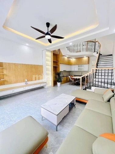Cần Ra Gấp Nhà 1 Trệt Lầu Gần Chợ Đệm 80m2 1Tỷ 250triệu TL nhẹ 