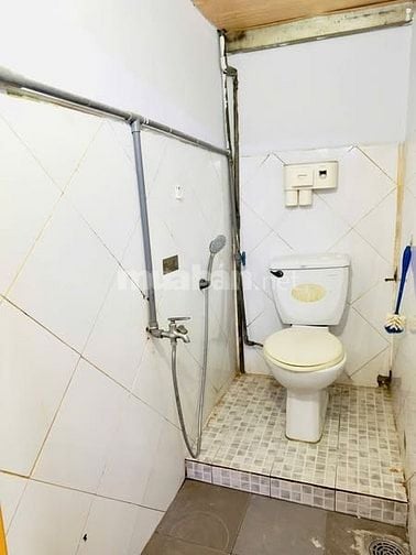 2,98 tỷ Nhà nát cách hxh 1 căn dt đẹp 4 x 7,5 Sổ hồng riêng 