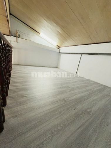 2,98 tỷ Nhà nát cách hxh 1 căn dt đẹp 4 x 7,5 Sổ hồng riêng 
