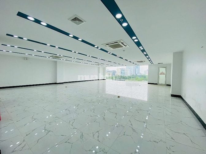 Tôi Chính Chủ Bán Toà Văn Phòng Hạnh A . Tổng 3200m2 Sàn Xây Dựng