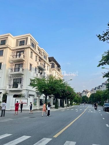 Cần bán biệt  thự Lideco 245m2, nhà 2 mặt tiền trước sau, đường 17m