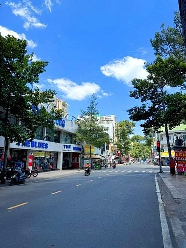 🌷 🌷 🌷 BÁN NHÀ MẶT TIỀN : 157C NGUYỄN TRÃI - P. 2 - Q. 5 - TPHCM