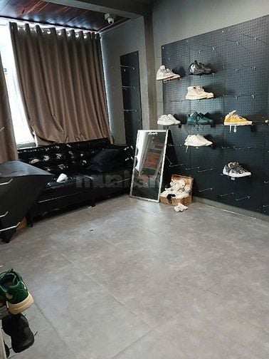 Cho thuê nhà nguyên căn Lê Văn Sỹ Quận 3. Giá 18tr/tháng, hẻm xe hơi