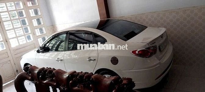 Hyundai Avante 2011 1.6 AT - 50000 km