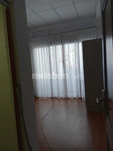 Nhà bán ngay trung tâm giá rẻ, thu nhập cao!