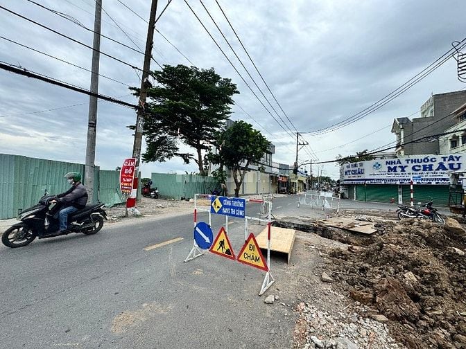 Bán đất mặt tiền , vị trí đắc địa 