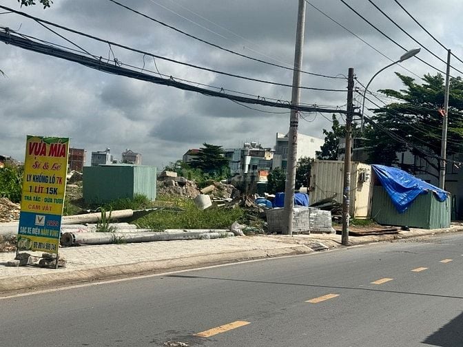 Bán đất mặt tiền , vị trí đắc địa 