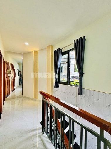 Nhà Mặt tiền tuyệt đẹp đường Duy Tân, P15, Q.Phú Nhuận, ở ngay.