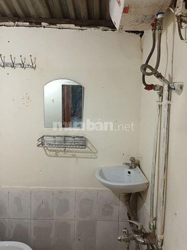 Cho thuê nhà riêng đường Nghi Tàm 60m2 giá 4,7 triệu/tháng