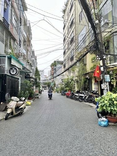 Bán Nhà Hẻm Xe Tải Đ.Thành Thái, P.14, Quận 10 - DT: 4x20m (Nở Hậu)