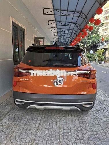 Kia Seltos 2022 1.6 AT Luxury  - 30000 km
