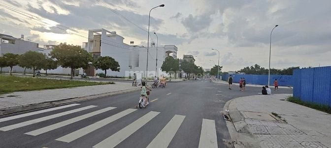Bán đất khu dân cư Phước Kiển sổ hồng công chứng ngay 
