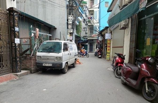 Chỉ Hơn 7 Tỷ Có Ngay Nhà Trung Tâm Cầu Giấy 35m 5 Tầng,Tiện ích,Mới Xâ