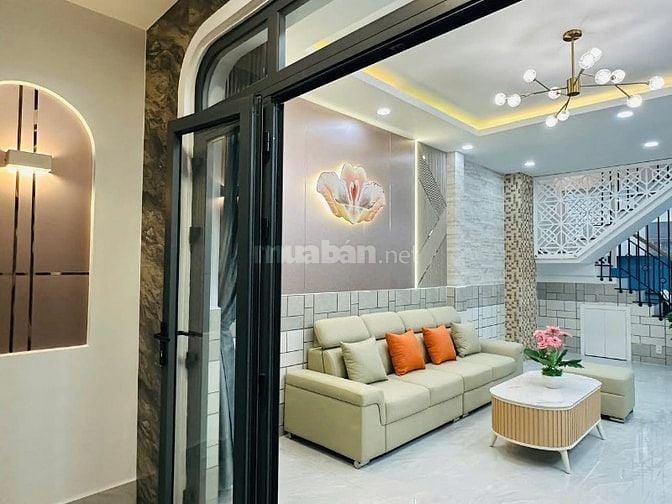 Nhà đẹp DT:4,1x15,4m Cao cấp hẻm Đỗ Thúc Tịnh, P12, Q.Gò Vấp.