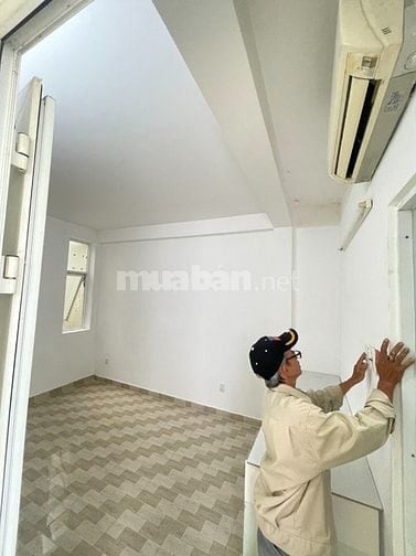 Chính chủ cho thuê 3 phòng trọ full nội thất đường CMT8, Quận 10