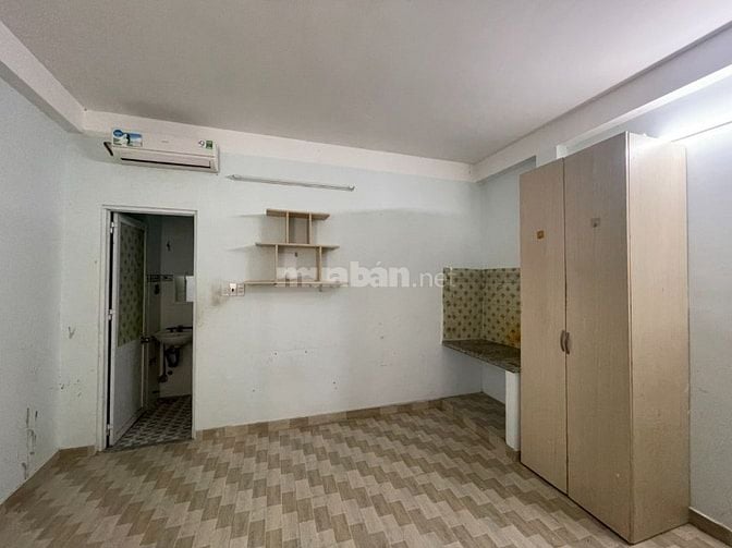 Chính chủ cho thuê 3 phòng trọ full nội thất đường CMT8, Quận 10