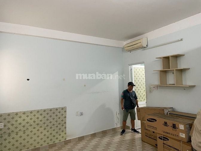 Chính chủ cho thuê 3 phòng trọ full nội thất đường CMT8, Quận 10