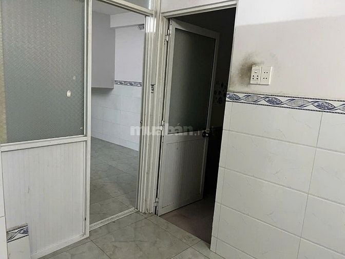  Cho thuê nhà mặt tiền Tôn Thất Hiệp, P. 13, Q. 11 giá 13tr.