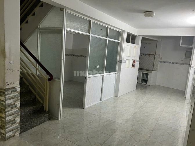 Cho thuê nhà mặt tiền Tôn Thất Hiệp, P. 13, Q. 11 giá 13tr.