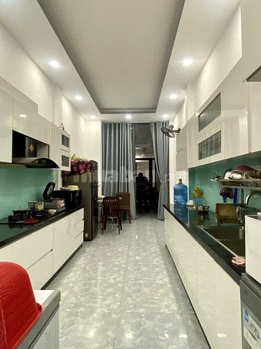 GẦN EMART PHAN VĂN TRỊ GÒ VẤP - HẺM 8m - 5 x 17 - 4 TẦNG - 9.4 TỶ 