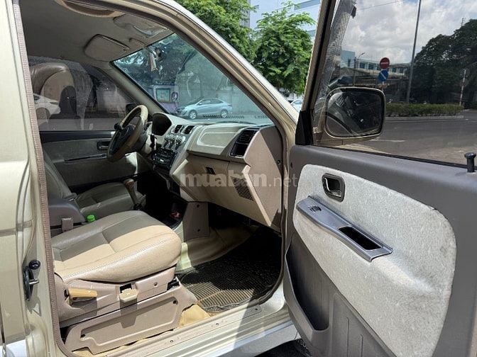 Cần bán xe Mitsubishi Jolie bánh treo sx-2005 phung xăng điện tử
