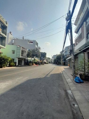 SIÊU NGON ! 3 MT CHỢ LỚN P11 Q6, PARK VIEW (5X18) 4 LẦU. CHỈ 18,5 TỶ 