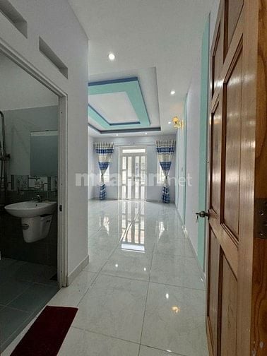 Cho thuê nhà hẻm 5m(XH) Mã Lò, P.B.H.Hòa, Q.Bình Tân giá 13tr