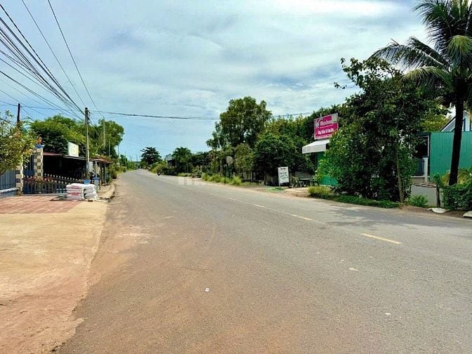 Chính chủ bán đất đối diện KCN Hưng Thuận 103m2 full TC-giá:585tr 