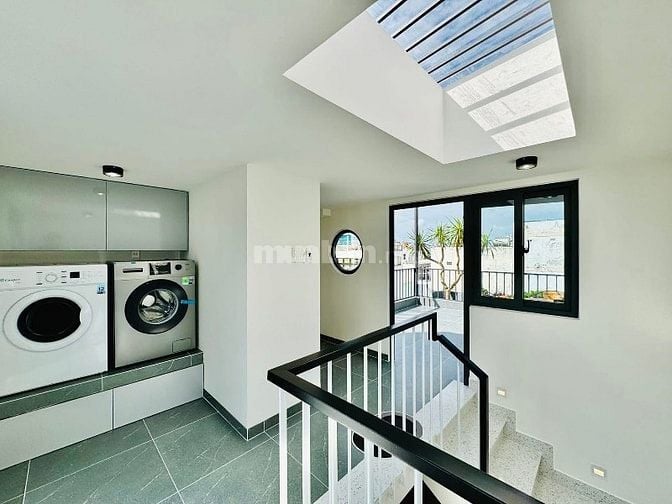 Bán gấp nhà riêng đường Nguyễn Văn Hưởng, Thảo Điền, Q2. Chỉ 2,5tỷ. 