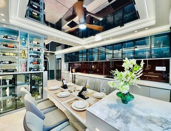 Bán gấp nhà riêng đường Nguyễn Văn Hưởng, Thảo Điền, Q2. Chỉ 2,5tỷ. 