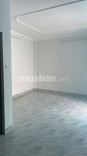 Bán Nhà Khu Hồ Định Công 34m, nhà chính chủ mới xây cần bán