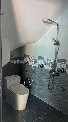Bán Nhà Khu Hồ Định Công 34m, nhà chính chủ mới xây cần bán