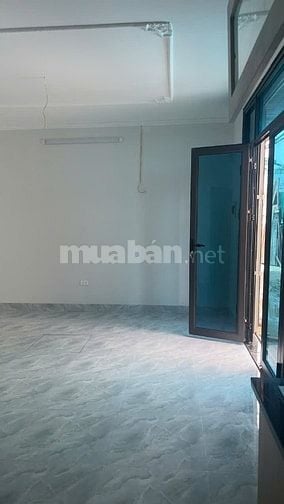 Bán Nhà Khu Hồ Định Công 34m, nhà chính chủ mới xây cần bán