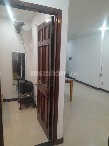 Căn hộ The Mansion 2PN, 2WC, 83m2, 02 ban công, tầng 11. Giá 6 tr/th