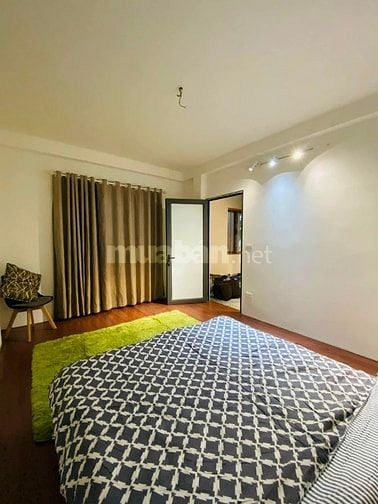 Nhà đẹp long lanh ngõ Thái Thịnh, giá 8.2 tỷ, 32mx6T, thang máy 