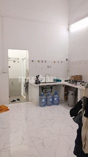 Cho thuê nhà hẻm 1 xẹt ,DT 4.5 x 16m trệt + gác lửng 7.5tr